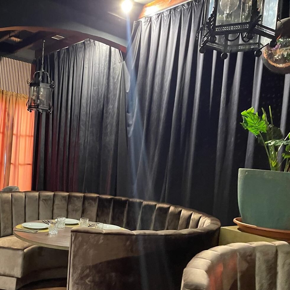 Cortinas profesionales y soluciones acústicas